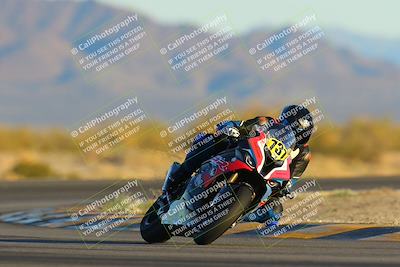 media/Jan-21-2023-CVMA (Sat) [[b9eef8ba1f]]/Race 12 Amateur Supersport Open/